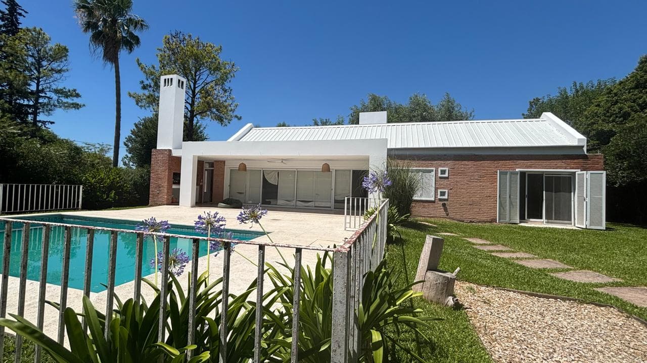 CASA COUNTRY CLUB GUALEGAUYCHÚ — foto 4